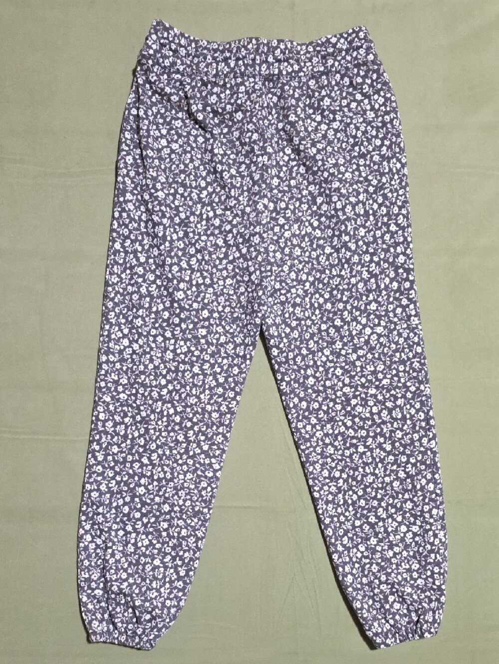Lou & Grey Gray Floral Drawstring Joggers - Picture 4 of 5